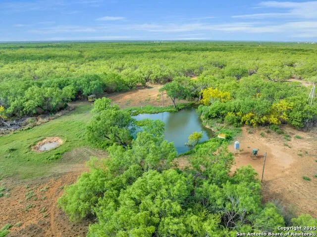 2654 Matthews Ranch Road Dilley, TX 78017