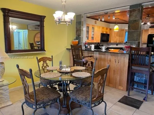 600 Uno Lago Dr #302 Juno Beach, FL 33408
