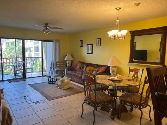 600 Uno Lago Dr #302 Juno Beach, FL 33408