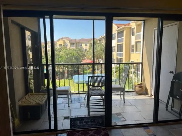 600 Uno Lago Dr #302 Juno Beach, FL 33408