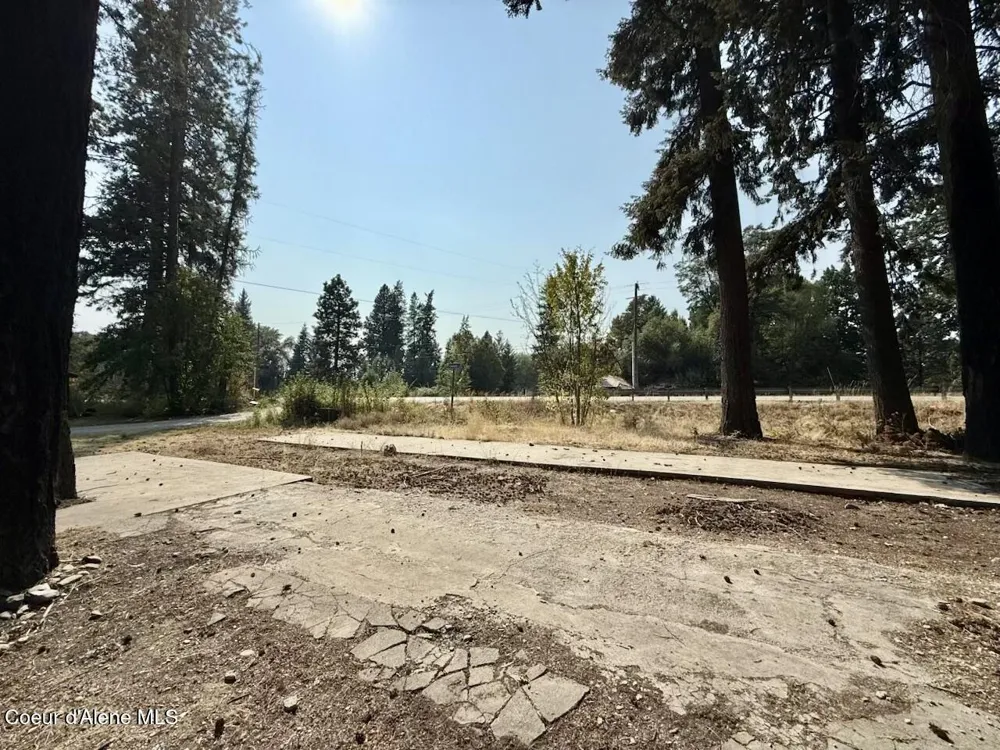14 Creekside Lane Hope, ID 83836