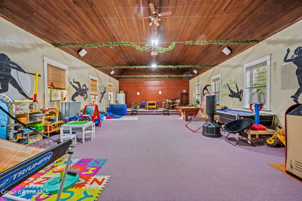 1024 Sagle Road Sagle, ID 83860
