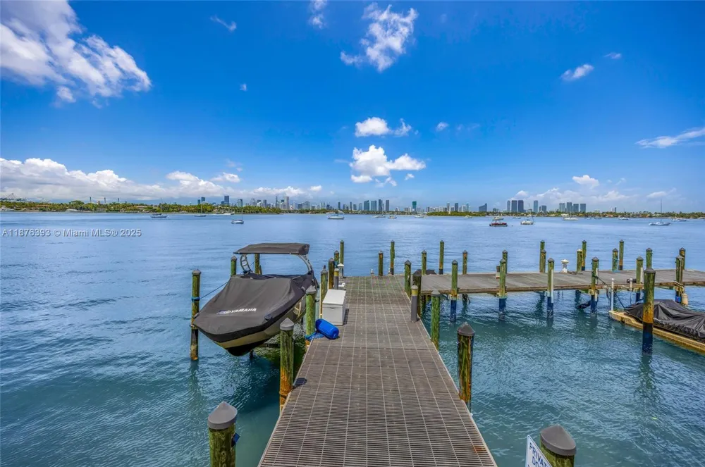 1228 West Ave #312 Miami Beach, FL 33139