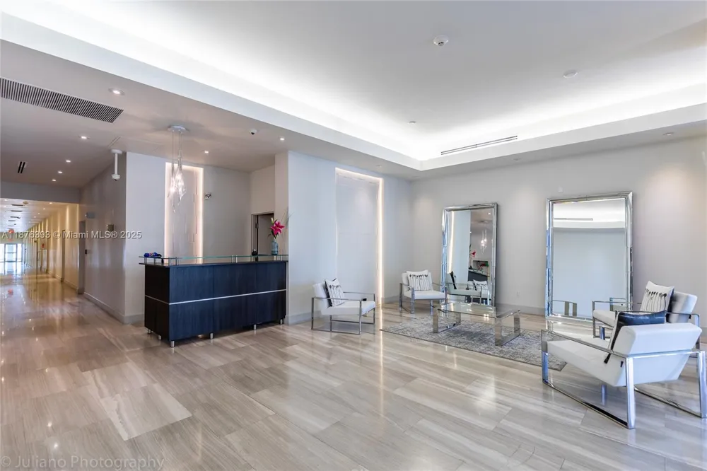 1228 West Ave #312 Miami Beach, FL 33139