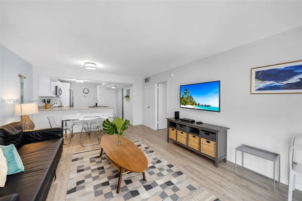 1228 West Ave #312 Miami Beach, FL 33139