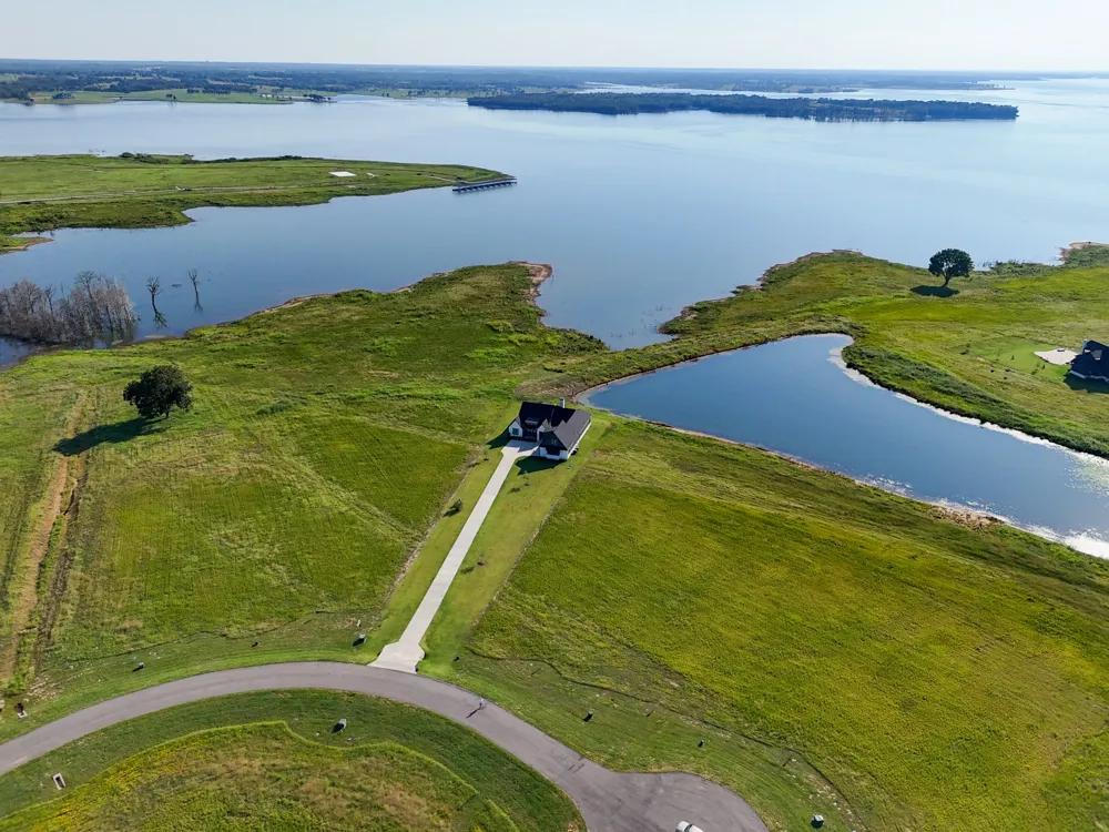 415 Sailview Court Honey Grove, TX 75446
