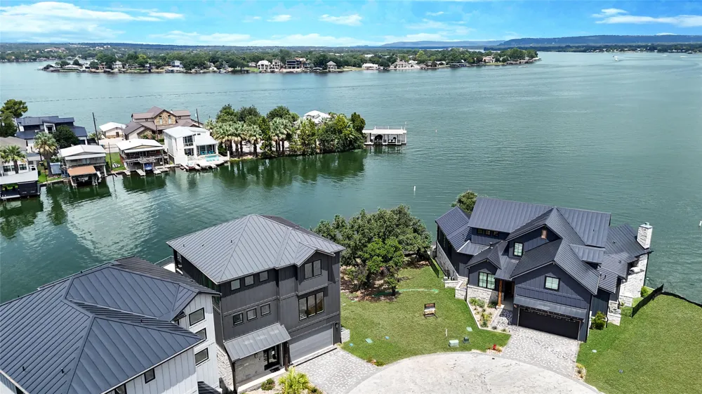 7 Pointview Drive Granite Shoals, TX 78654