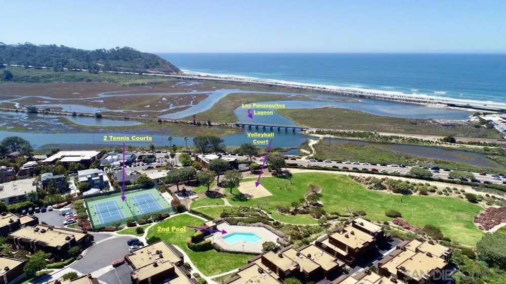 13053 Caminito Del Rocio Del Mar, CA 92014