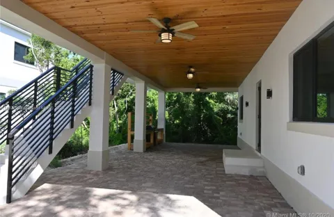 14 Coral Dr #1