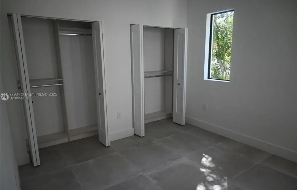 14 Coral Dr #1 Key Largo, FL 33037