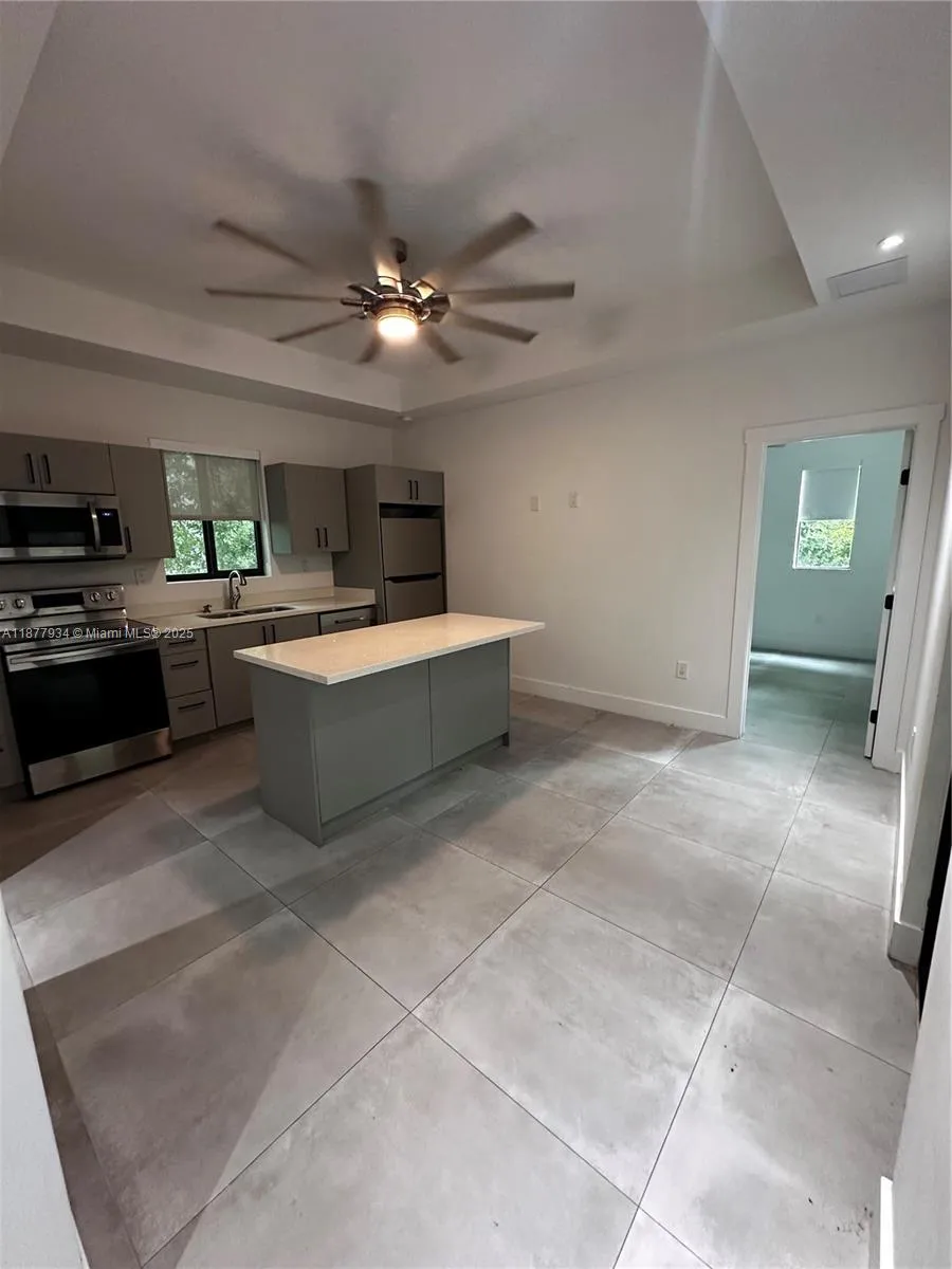 14 Coral Dr #1 Key Largo, FL 33037