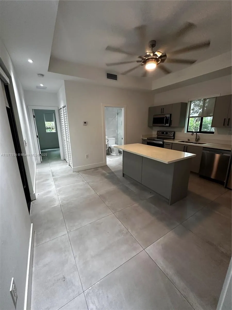 14 Coral Dr #1 Key Largo, FL 33037