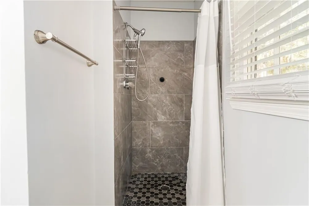 145 Mountain View Circle Covington, GA 30016