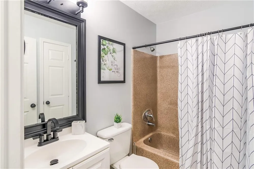 145 Mountain View Circle Covington, GA 30016