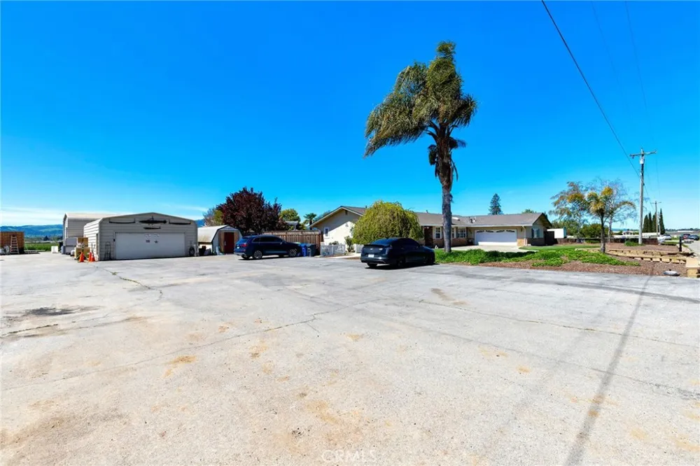 3455 Susie Lane Gilroy, CA 95020