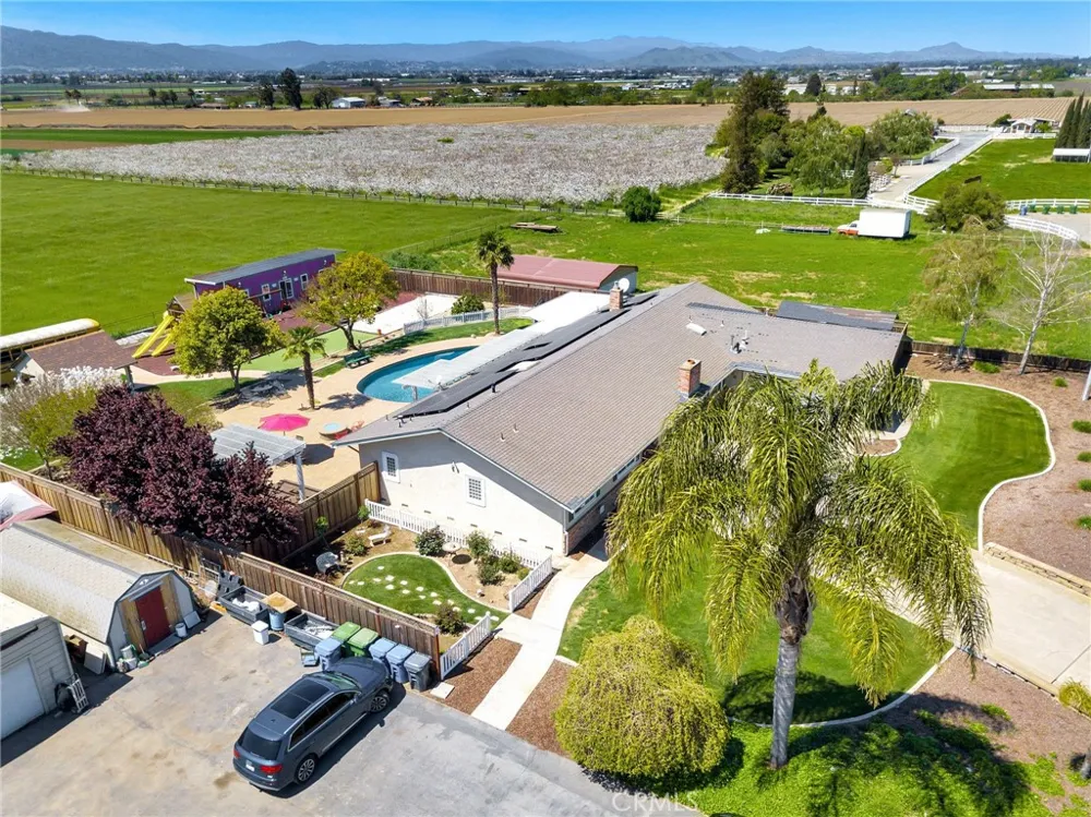 3455 Susie Lane Gilroy, CA 95020