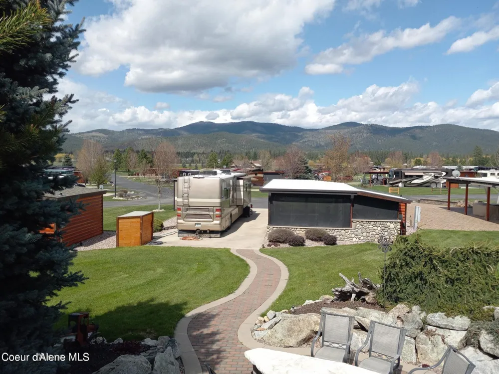 222 Par Loop Blanchard, ID 83804