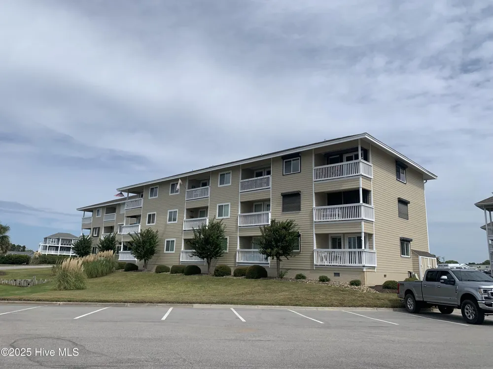 650 Cedar Point Boulevard #C 31 Cedar Point, NC 28584