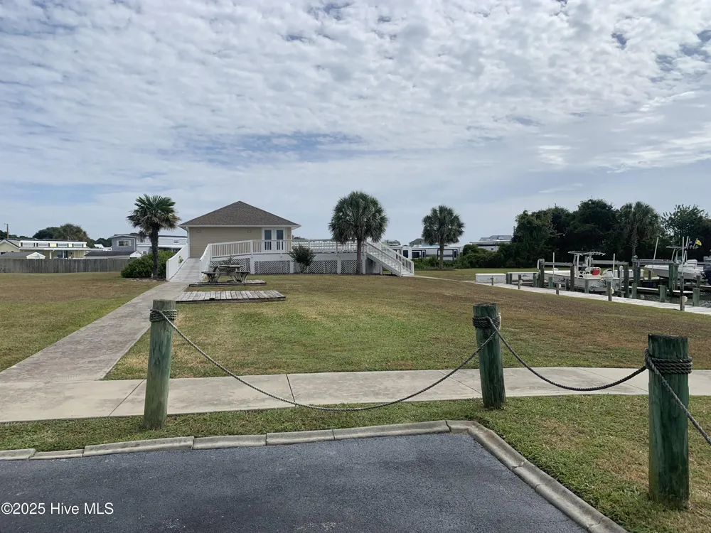 650 Cedar Point Boulevard #C 31 Cedar Point, NC 28584