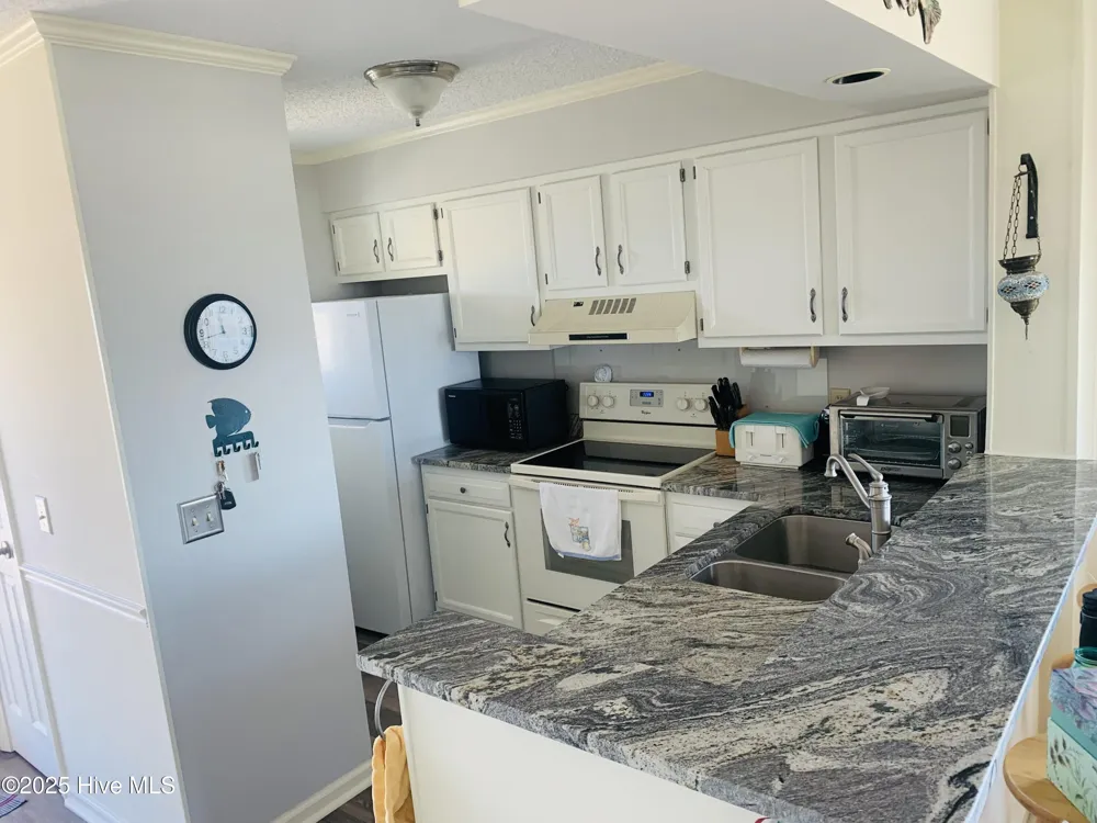 650 Cedar Point Boulevard #C 31 Cedar Point, NC 28584