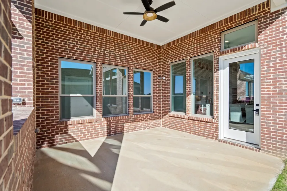 1607 Pebble Beach Lane Cedar Hill, TX 75104