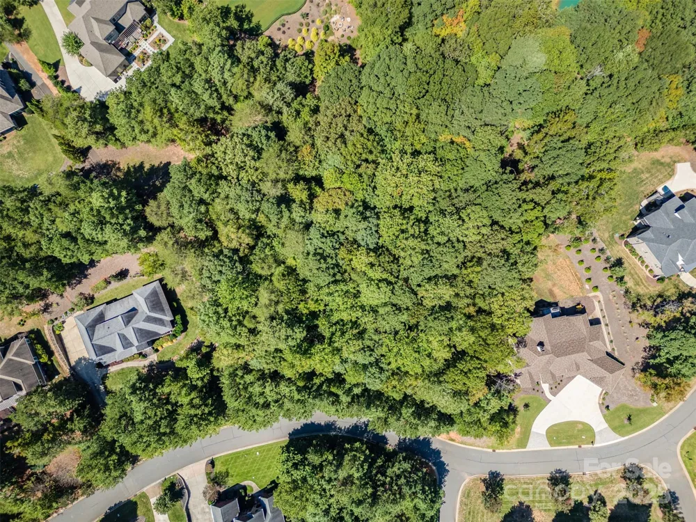3200 Lake Pointe Drive Belmont, NC 28012