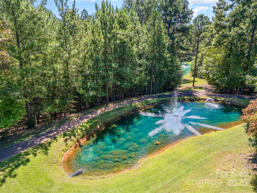 3200 Lake Pointe Drive Belmont, NC 28012