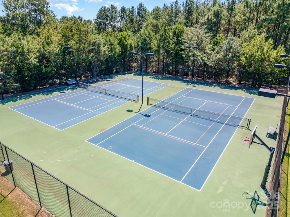 3200 Lake Pointe Drive Belmont, NC 28012