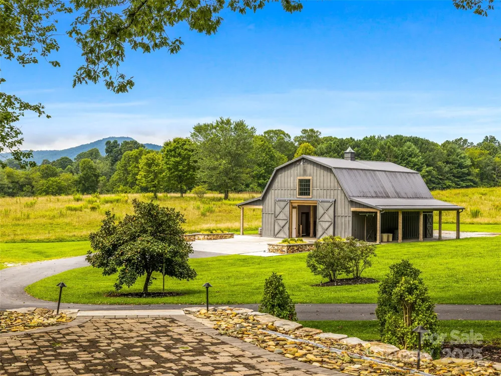 26 Cook Lane Mills River, NC 28759