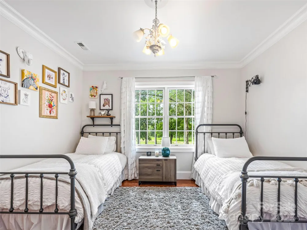 26 Cook Lane Mills River, NC 28759