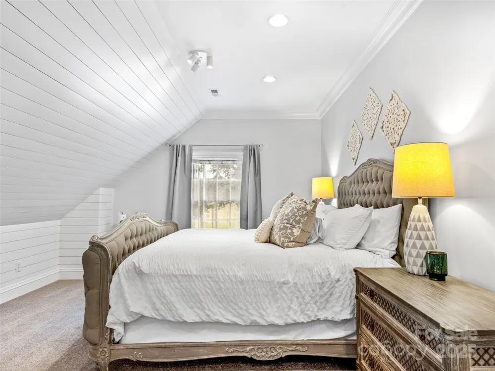 26 Cook Lane Mills River, NC 28759