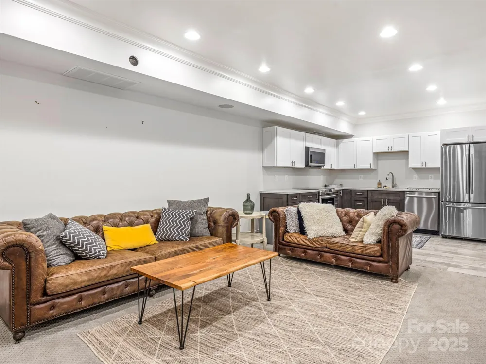 26 Cook Lane Mills River, NC 28759