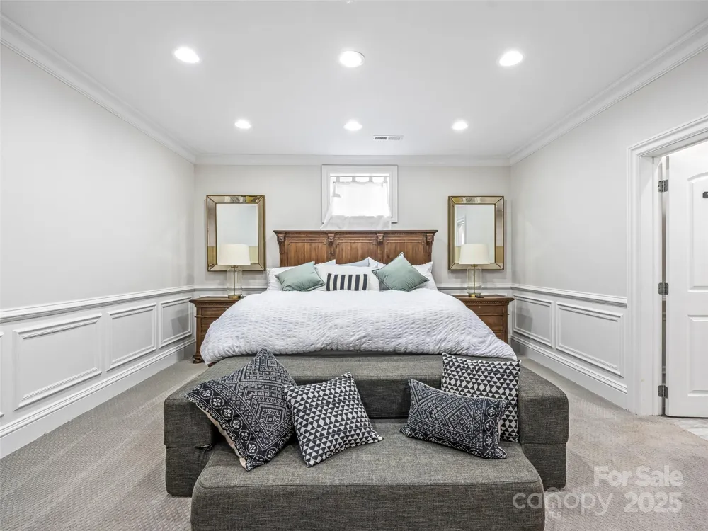 26 Cook Lane Mills River, NC 28759