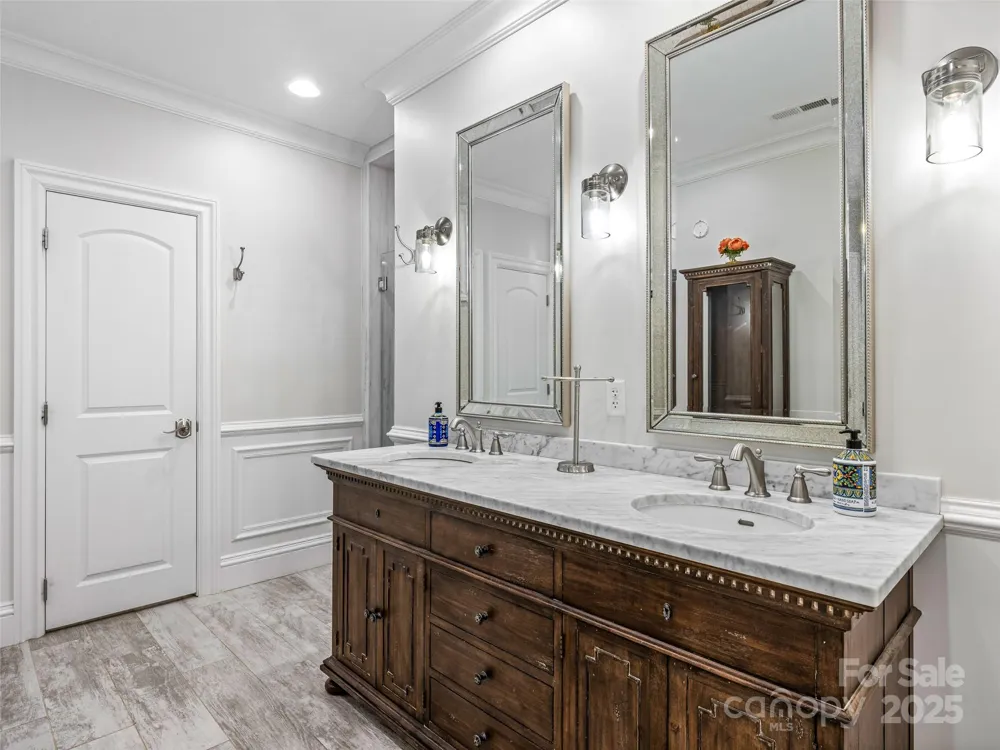 26 Cook Lane Mills River, NC 28759