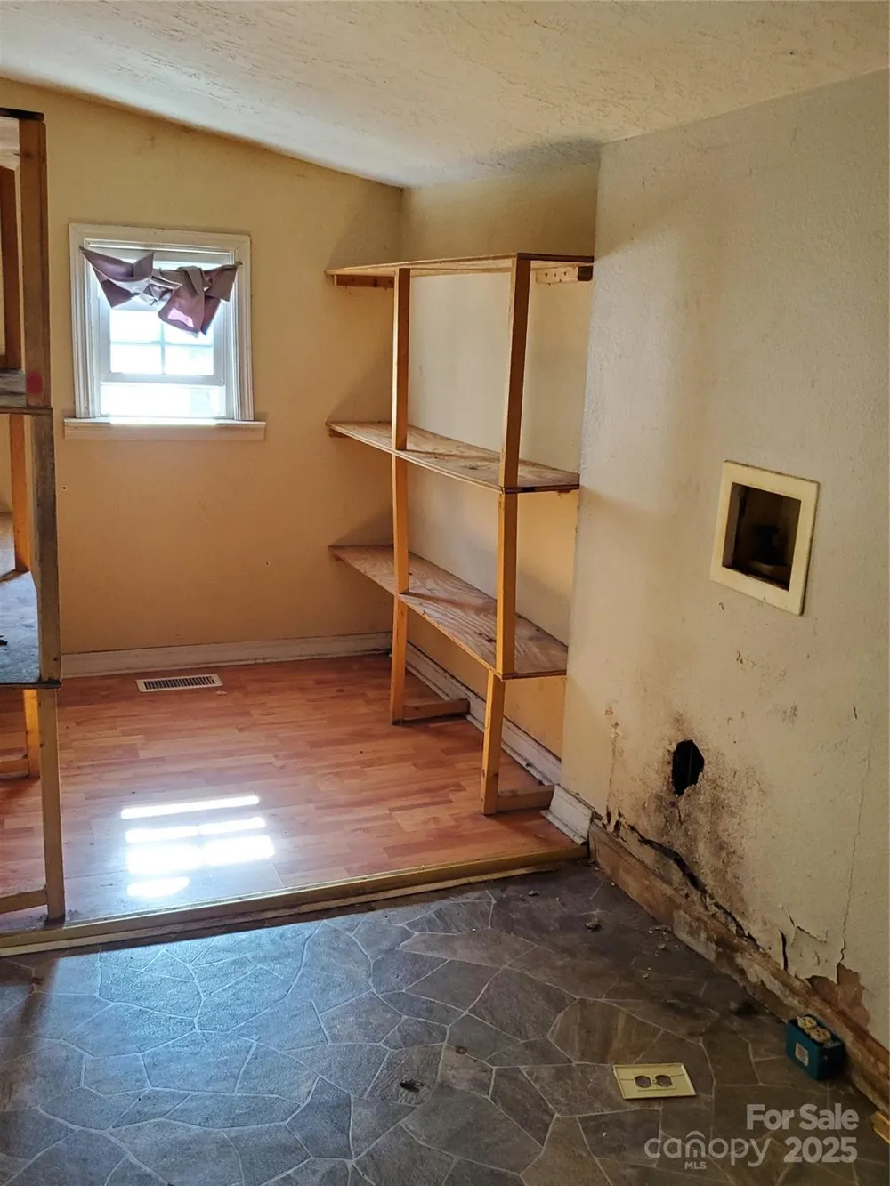 414 S Rowan Avenue Spencer, NC 28159