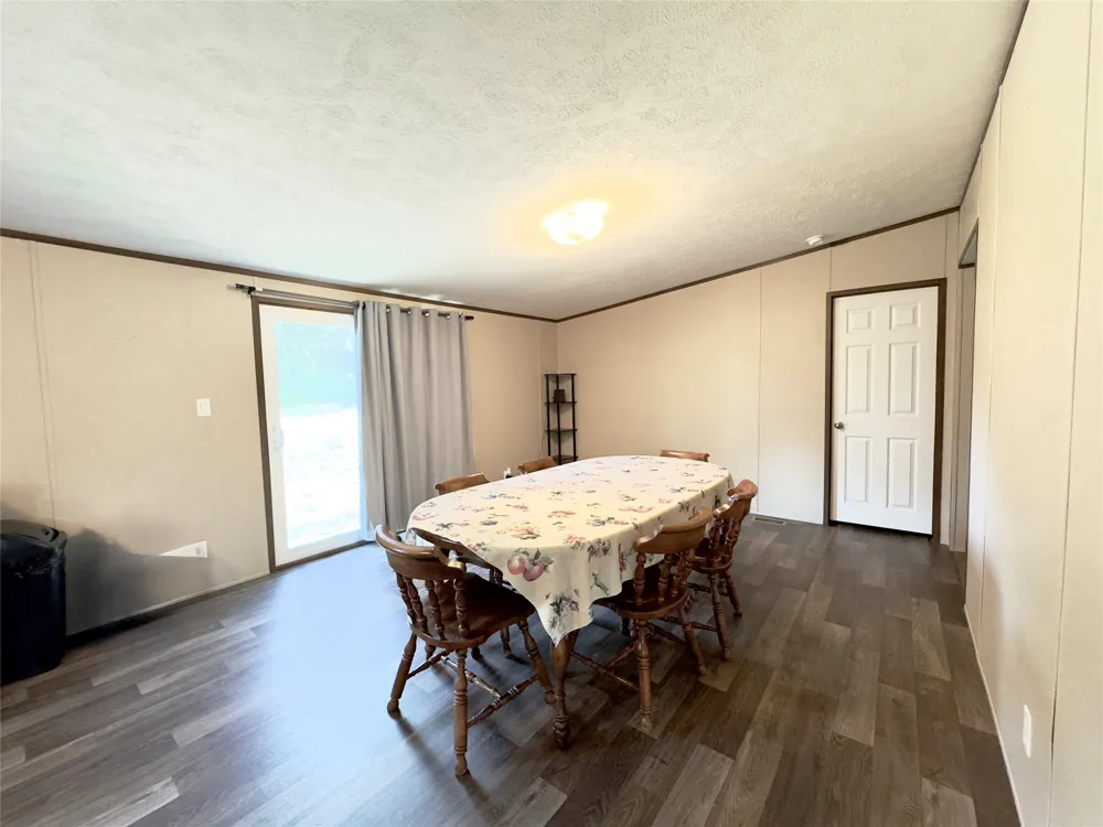 1869 Young Lane Lockhart, TX 78644