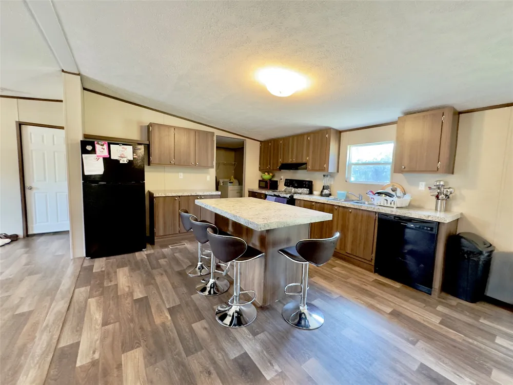 1869 Young Lane Lockhart, TX 78644