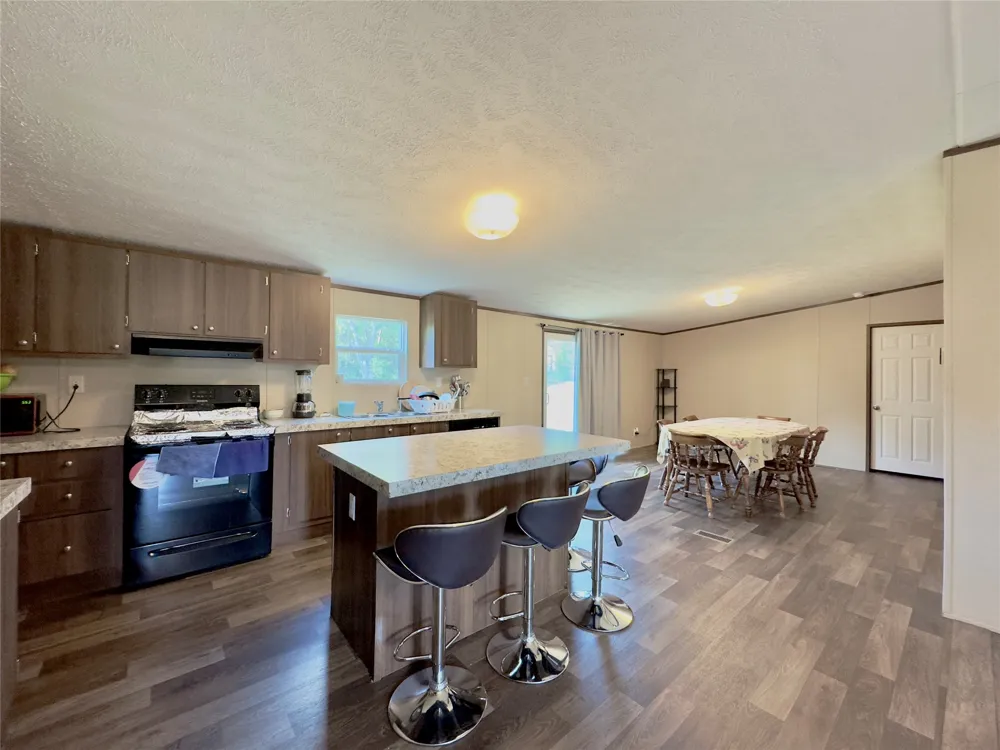 1869 Young Lane Lockhart, TX 78644