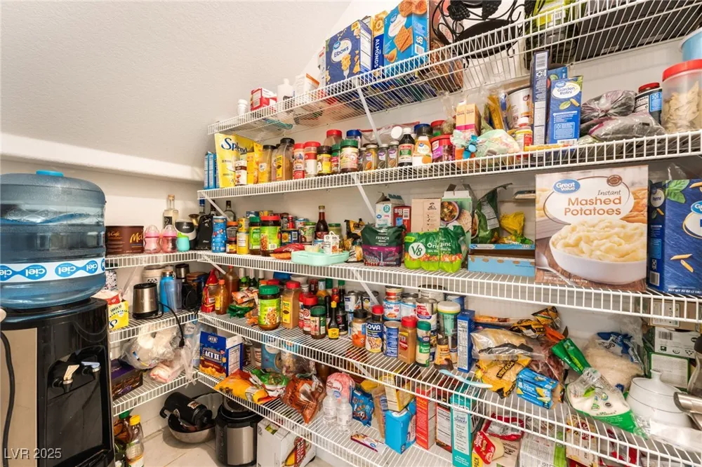 7283 Grace Estate Avenue Las Vegas, NV 89113