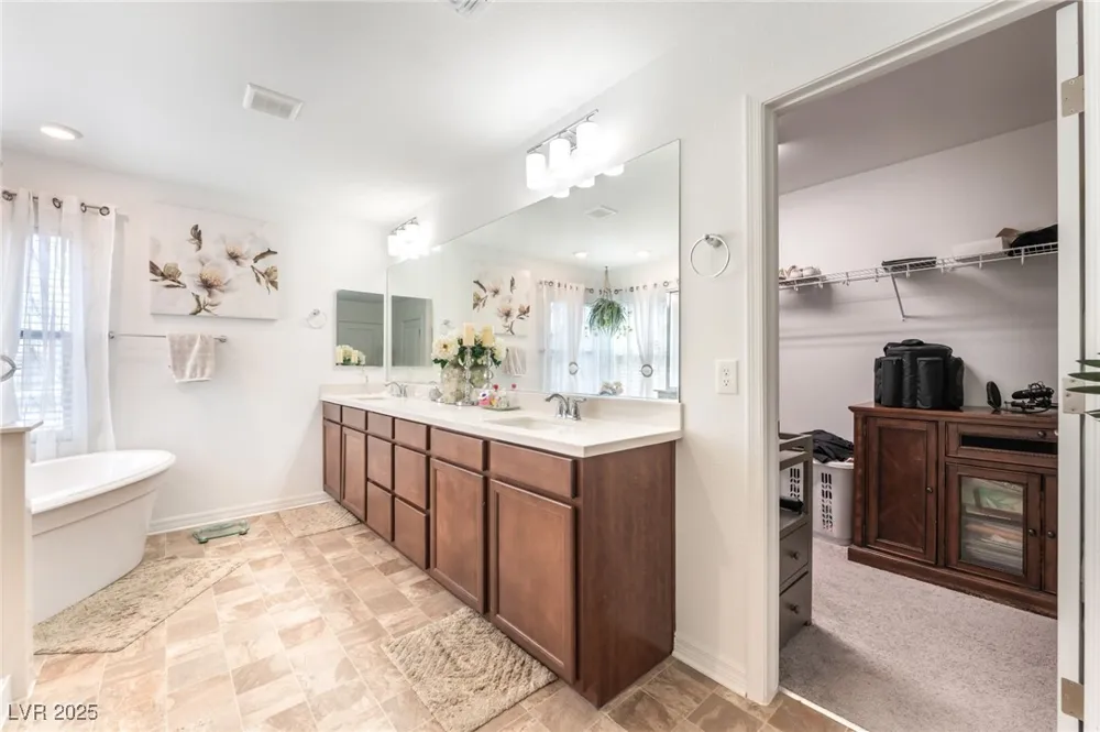 7283 Grace Estate Avenue Las Vegas, NV 89113