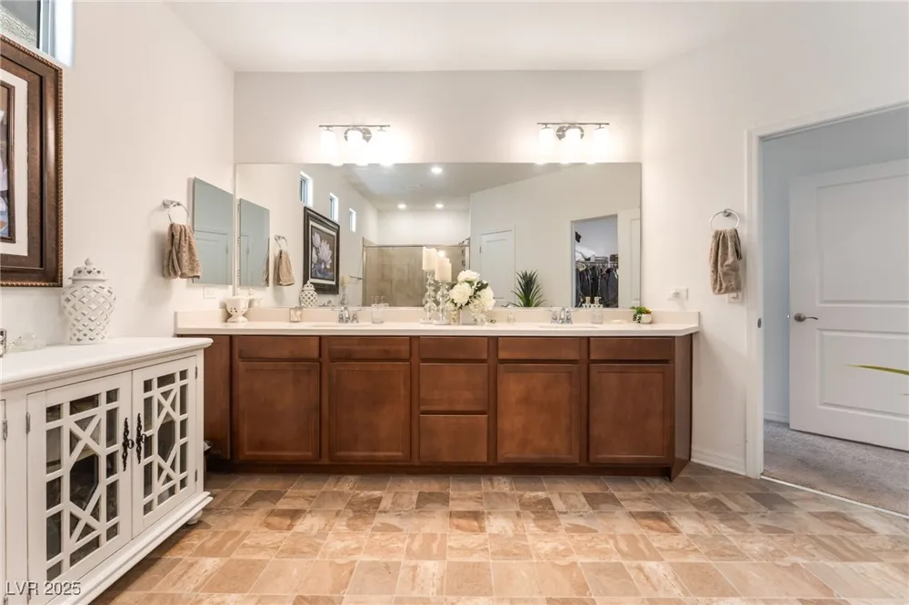 7283 Grace Estate Avenue Las Vegas, NV 89113