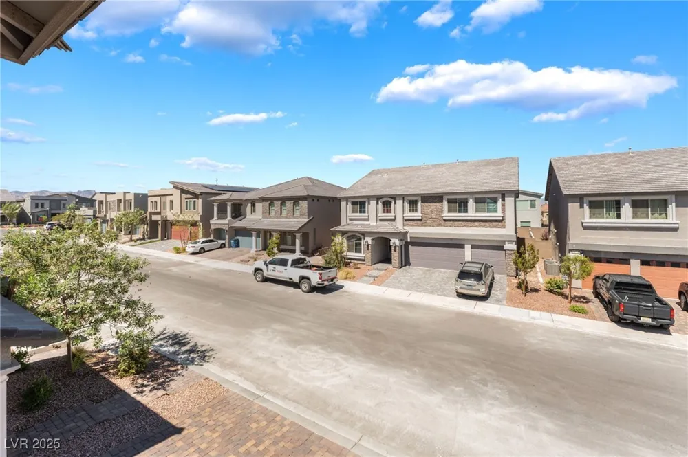 7283 Grace Estate Avenue Las Vegas, NV 89113
