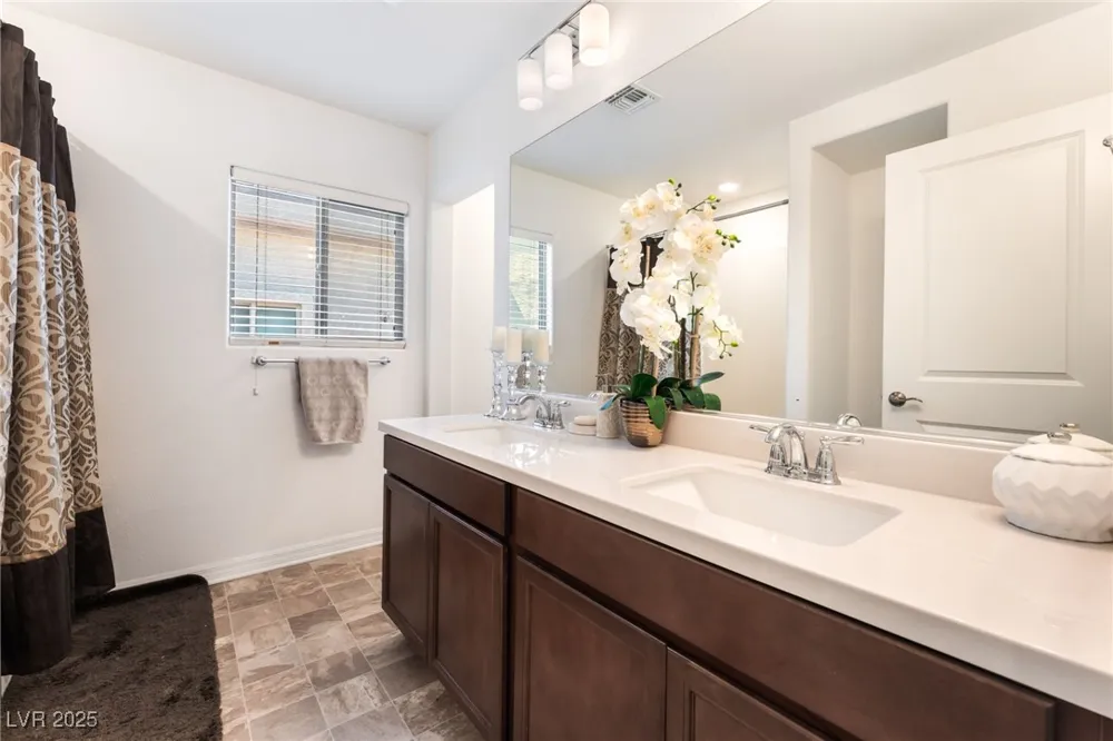 7283 Grace Estate Avenue Las Vegas, NV 89113