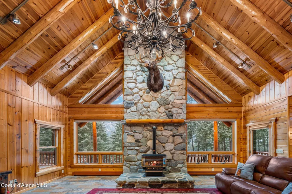 58250 Hwy 200 Clark Fork, ID 83811