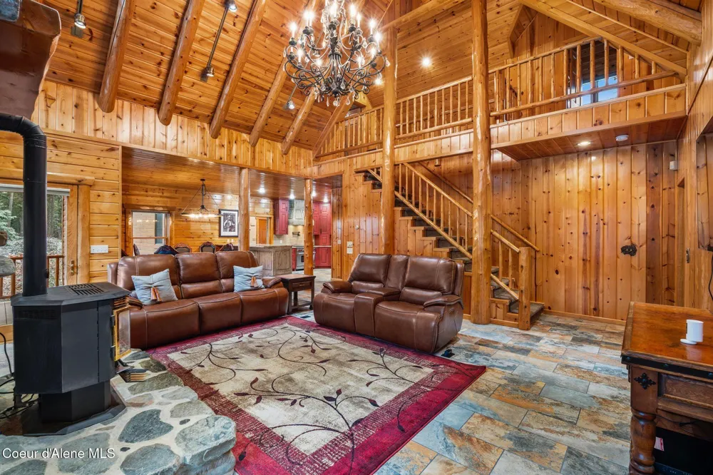 58250 Hwy 200 Clark Fork, ID 83811