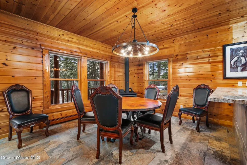 58250 Hwy 200 Clark Fork, ID 83811