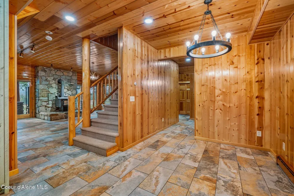 58250 Hwy 200 Clark Fork, ID 83811