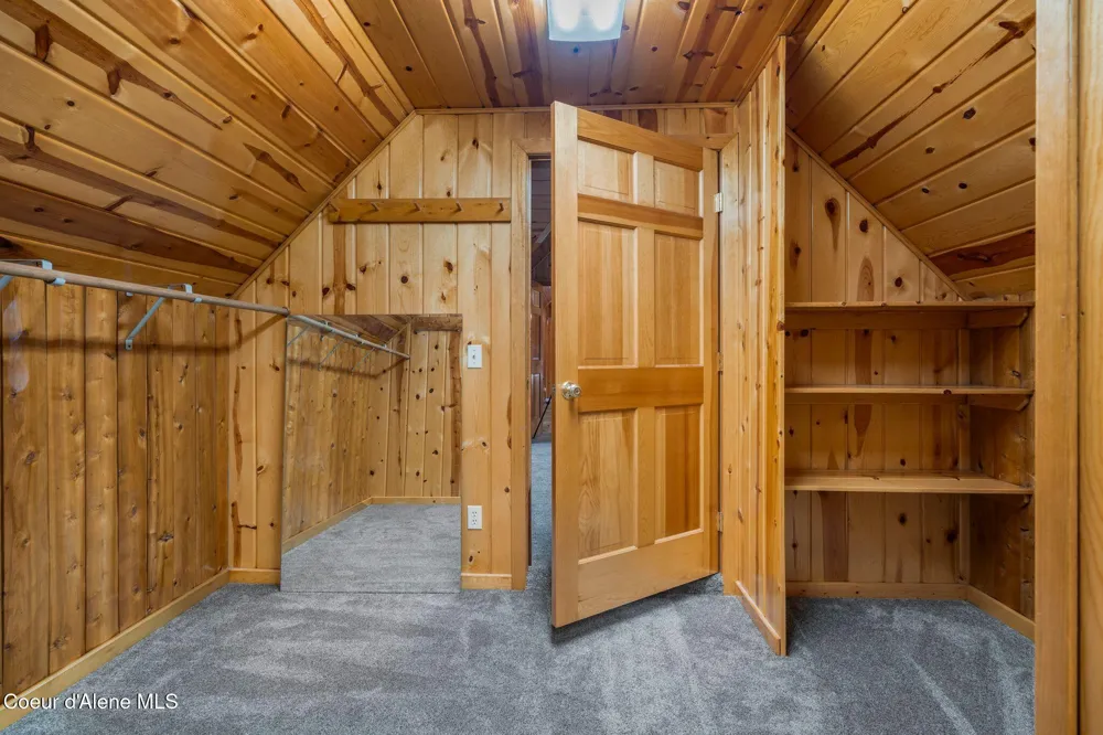58250 Hwy 200 Clark Fork, ID 83811