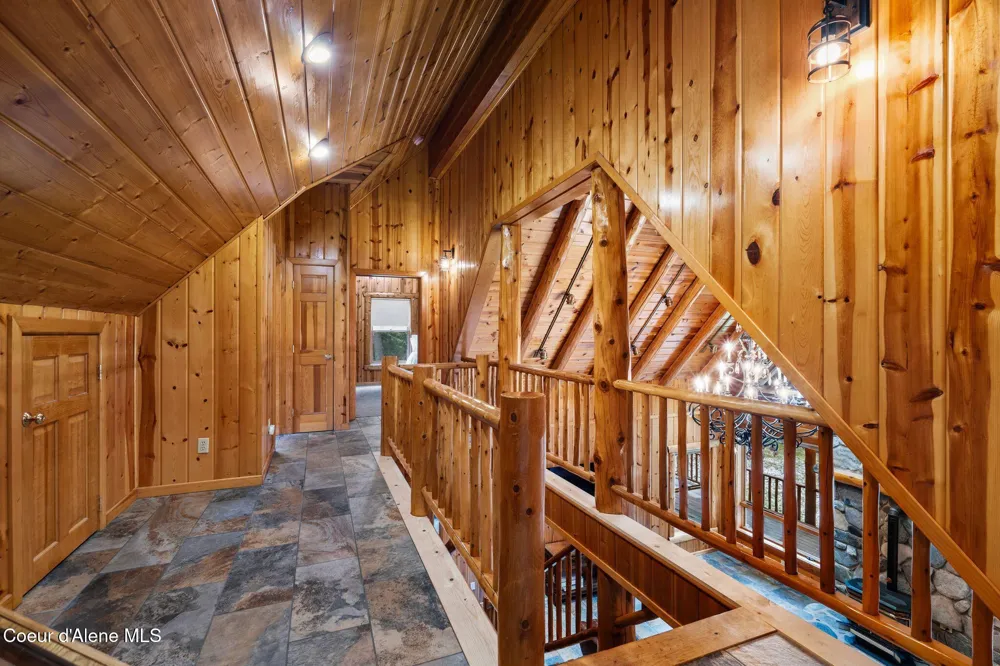 58250 Hwy 200 Clark Fork, ID 83811