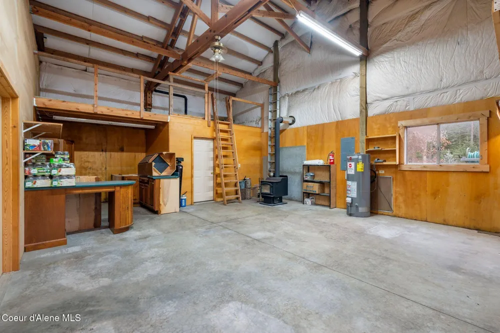 58250 Hwy 200 Clark Fork, ID 83811